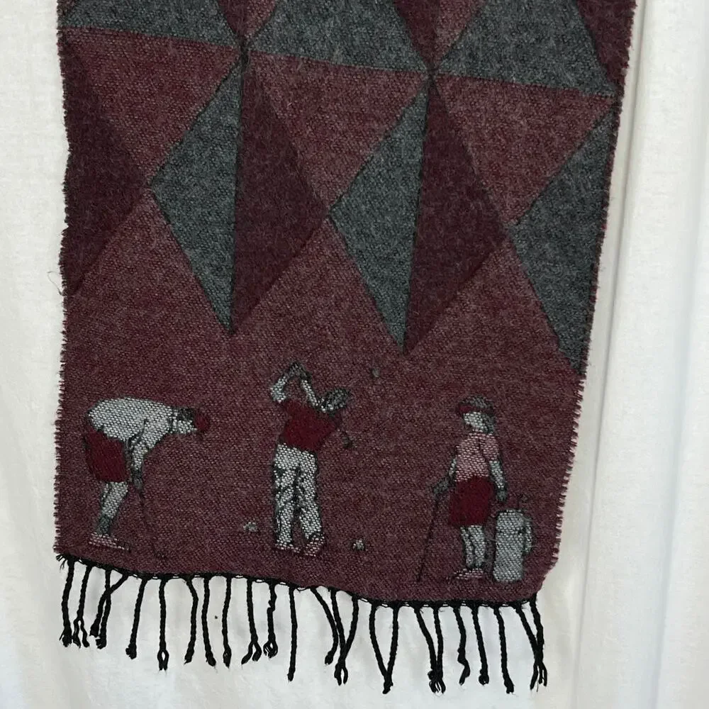 VINTAGE‎ Modena Made in Italy Retro Golf Theme Scarf Fringe Ends Green Burgundy